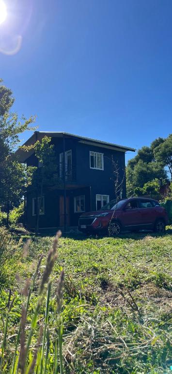 Cabaña con vista al humedal rodeada de naturaleza - 1