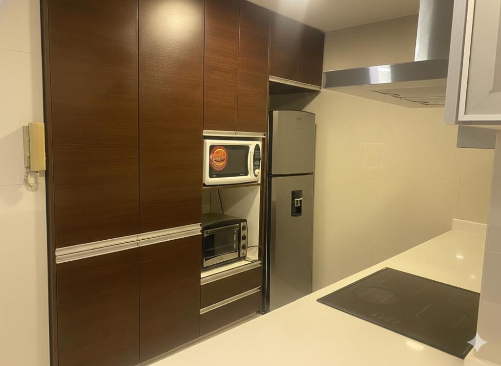 Apartamento en la MEJOR zona de La Paz, justo frente a la Embajada Americana - 3