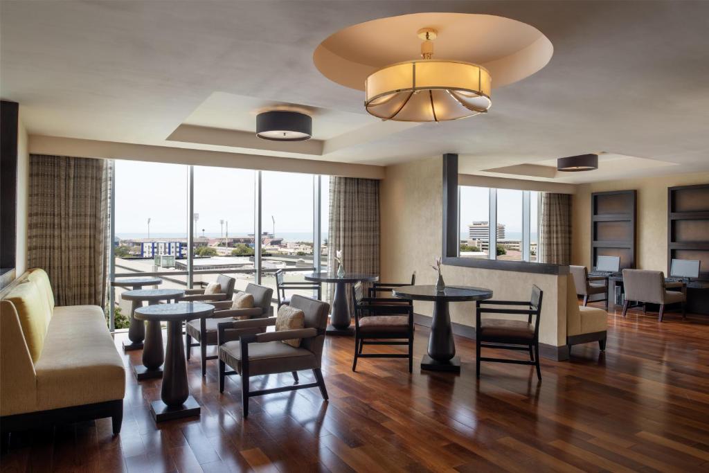 Bar/lounge