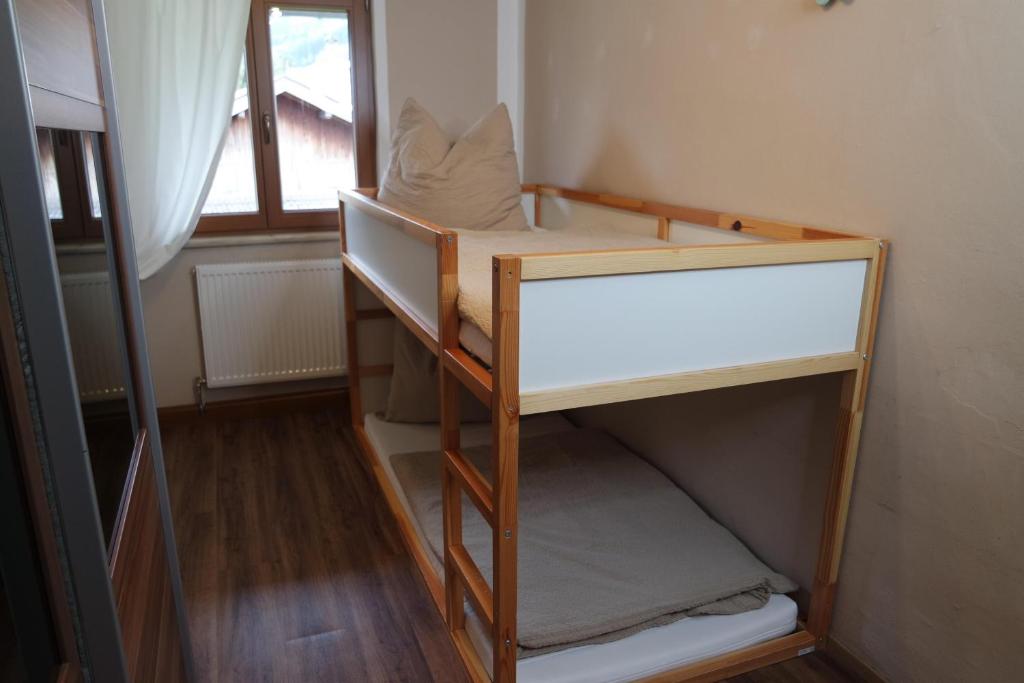Apart Tischler - 5