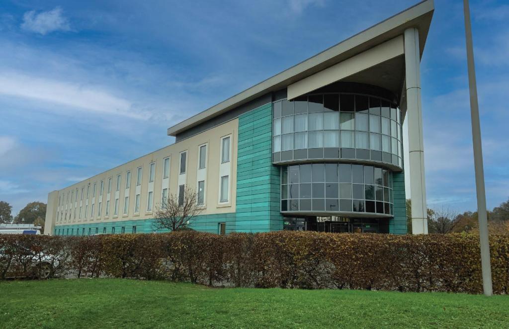 London Luton Vale Hotel By IHG 外観