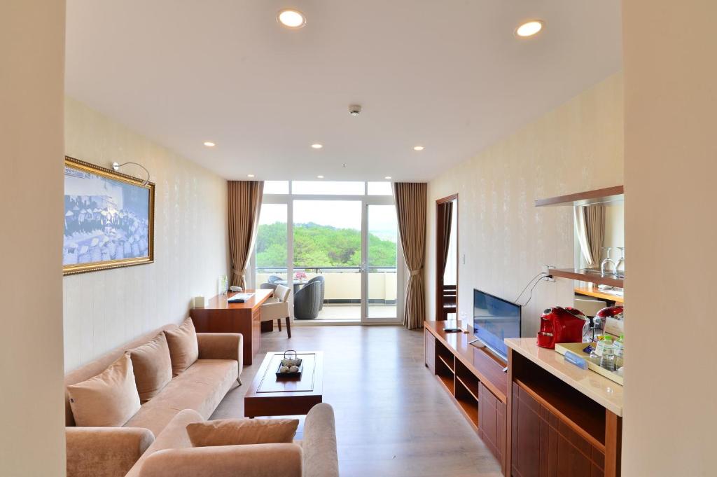 Surrounding environment, Ladalat Hotel in Dalat