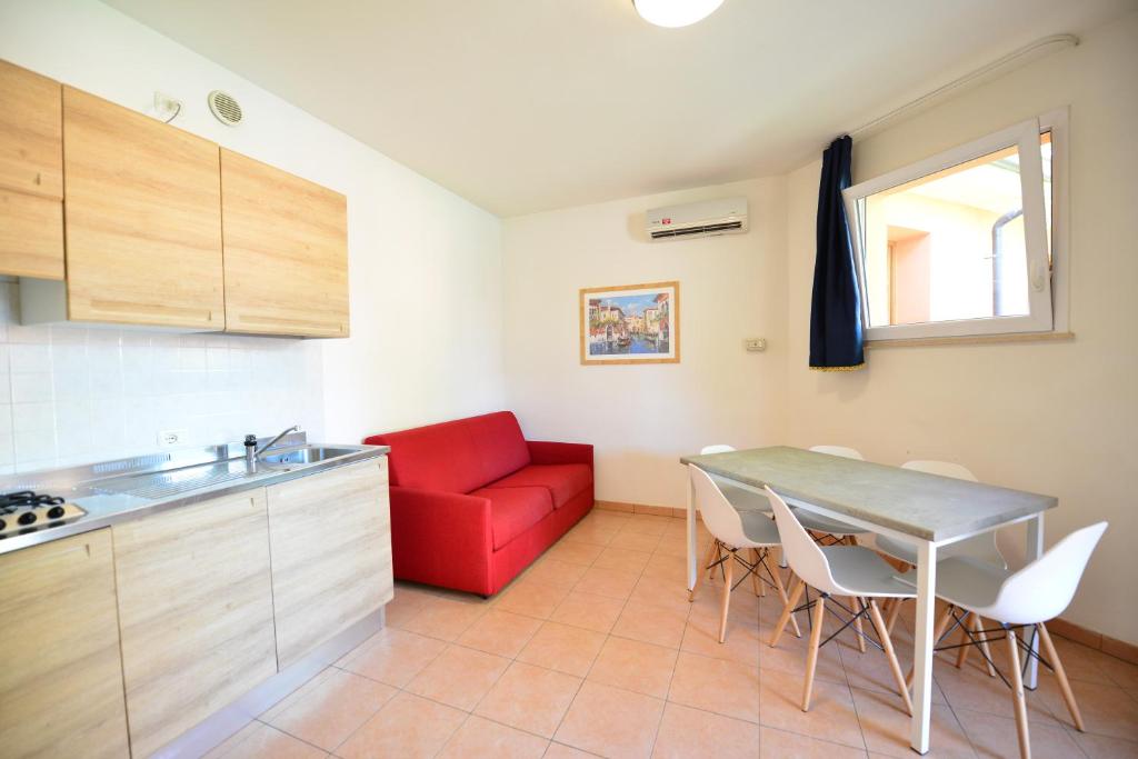 Camping Bella Italia — Peschiera del Garda, Veneto