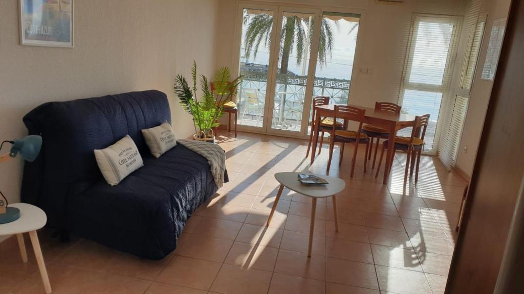 Villa Azzurra superbe 2P centrale et vu mer - 4