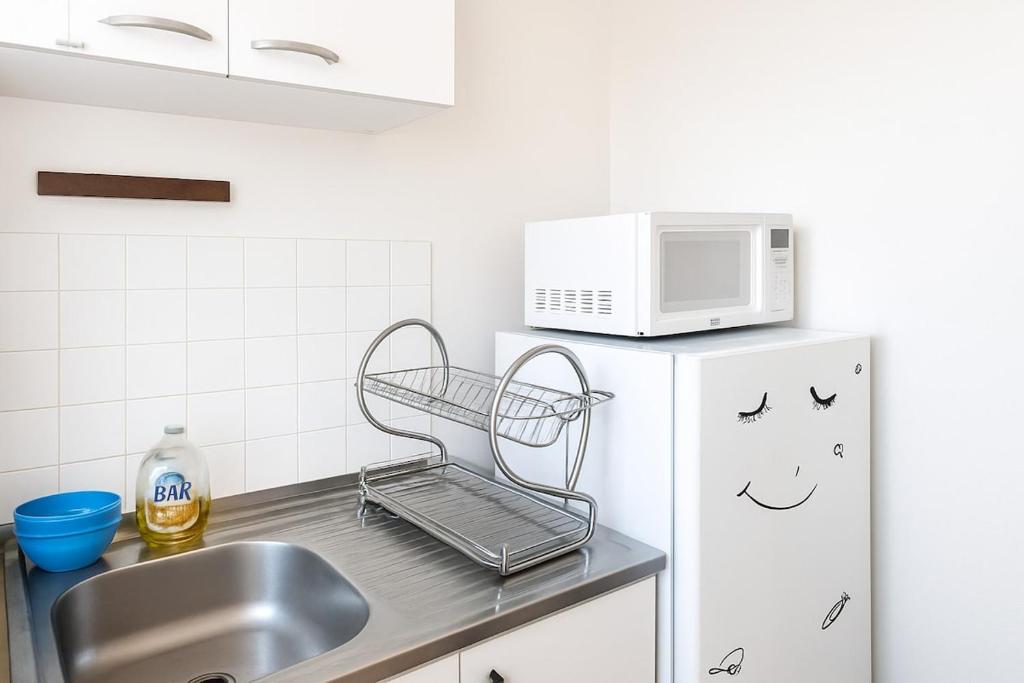 Tour Eiffel studio apartment - 5