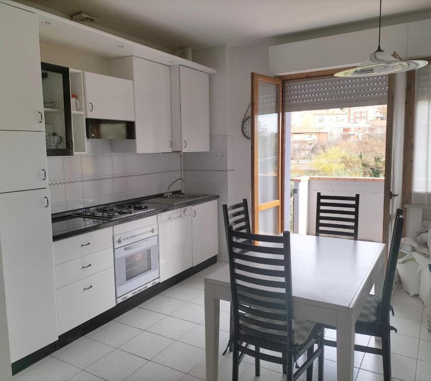 S355 - Sirolo, ampio trilocale con terrazzo e posto auto - 1