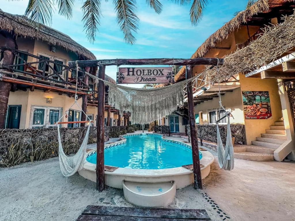Holbox Dream Beachfront Hotel - 2