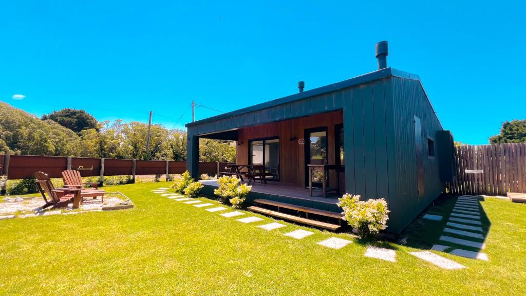 Casa en chapa a estrenar a dos cuadras de Cruz del Sur - Landhouses Casa Paraiso - HOLA SUR - 1