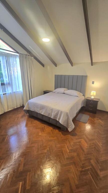 Casa con jardín privado - 5