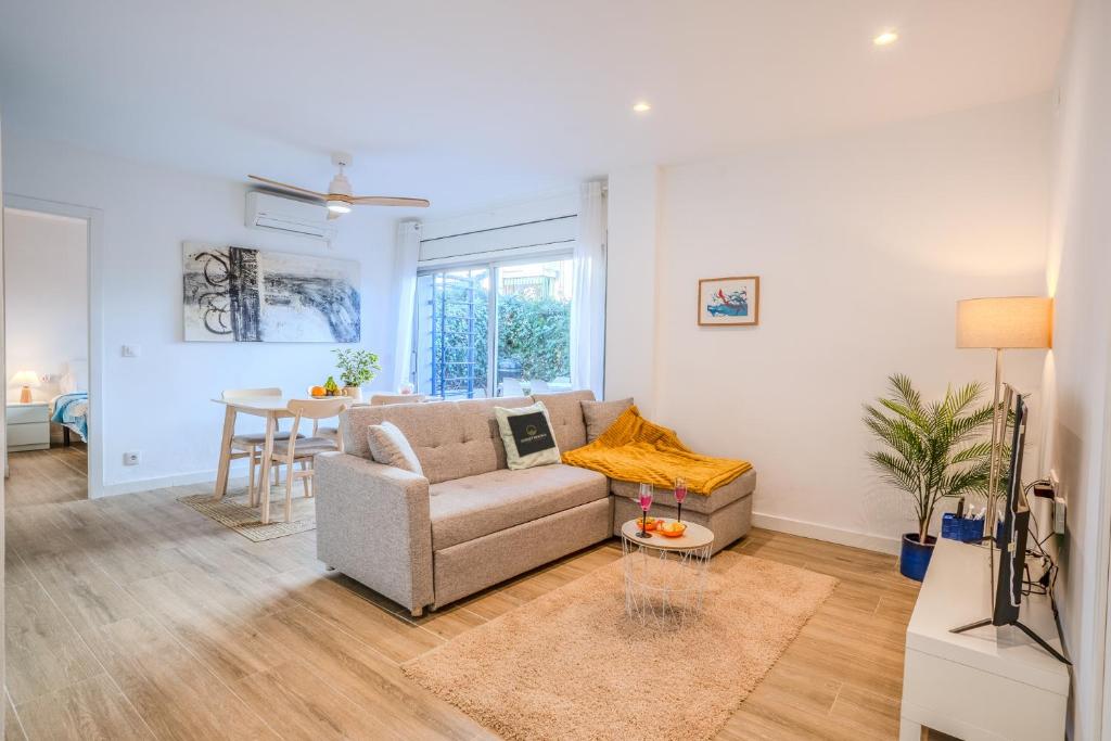 3º linea de Mar, BBQ + Patio + Piscina by Sunset Rentals (Atlas) - 1