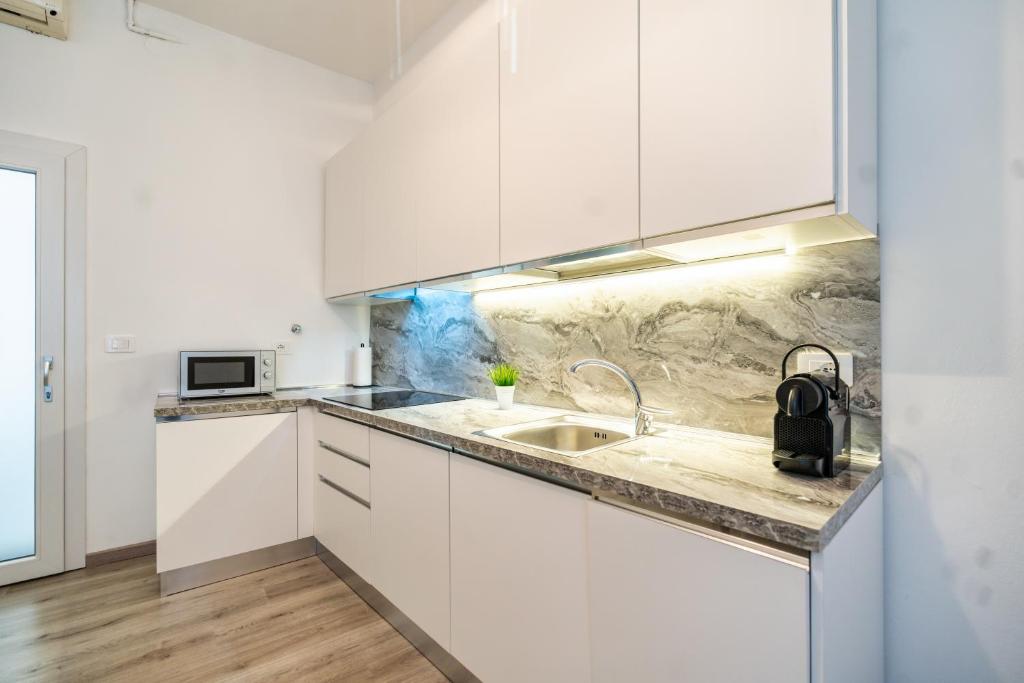 Eleganza e Design nel cuore di Milano con WiFi - 3