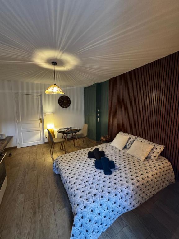 Charmant Appartement au Coeur de Bourges 25 - 3