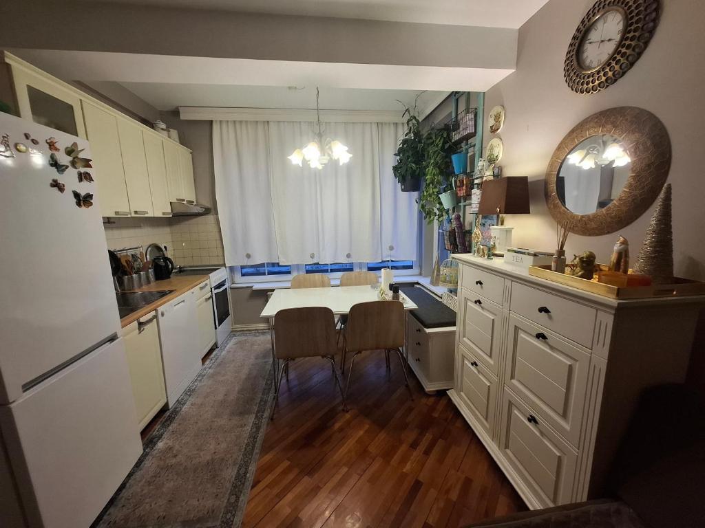 Cosy Apartment - 5