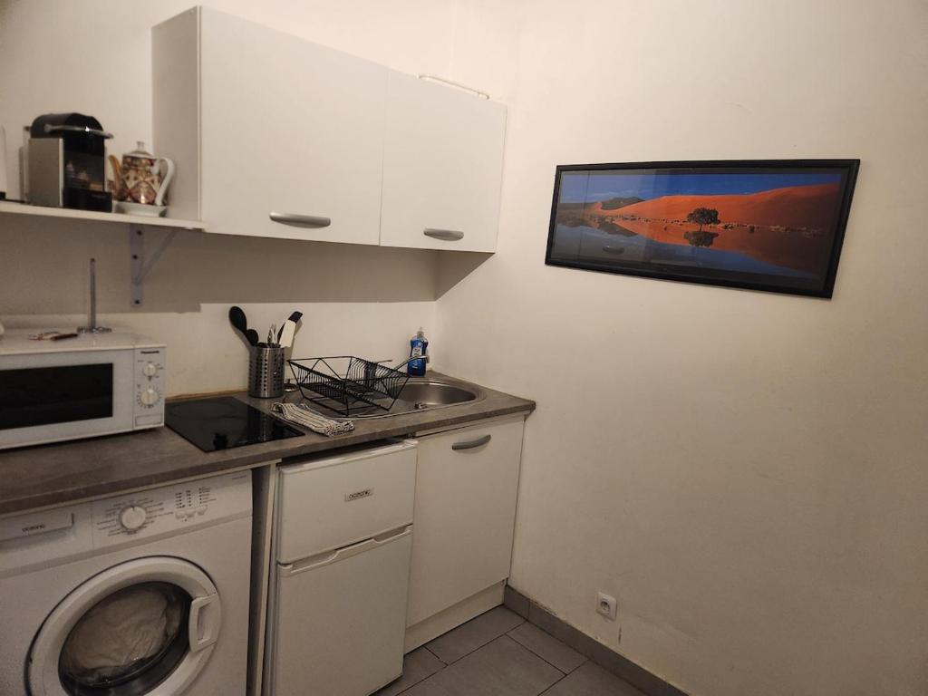 Appartement petit proche metro Alesia - 1