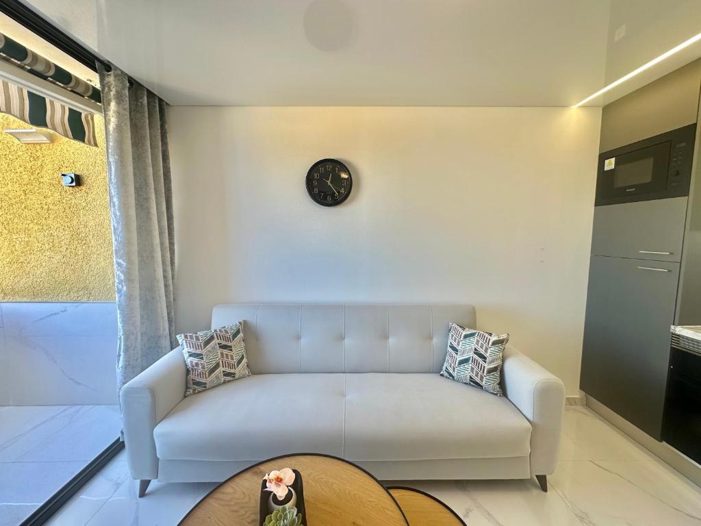 Elegant seaside apartment in Playa de la Arena - 5