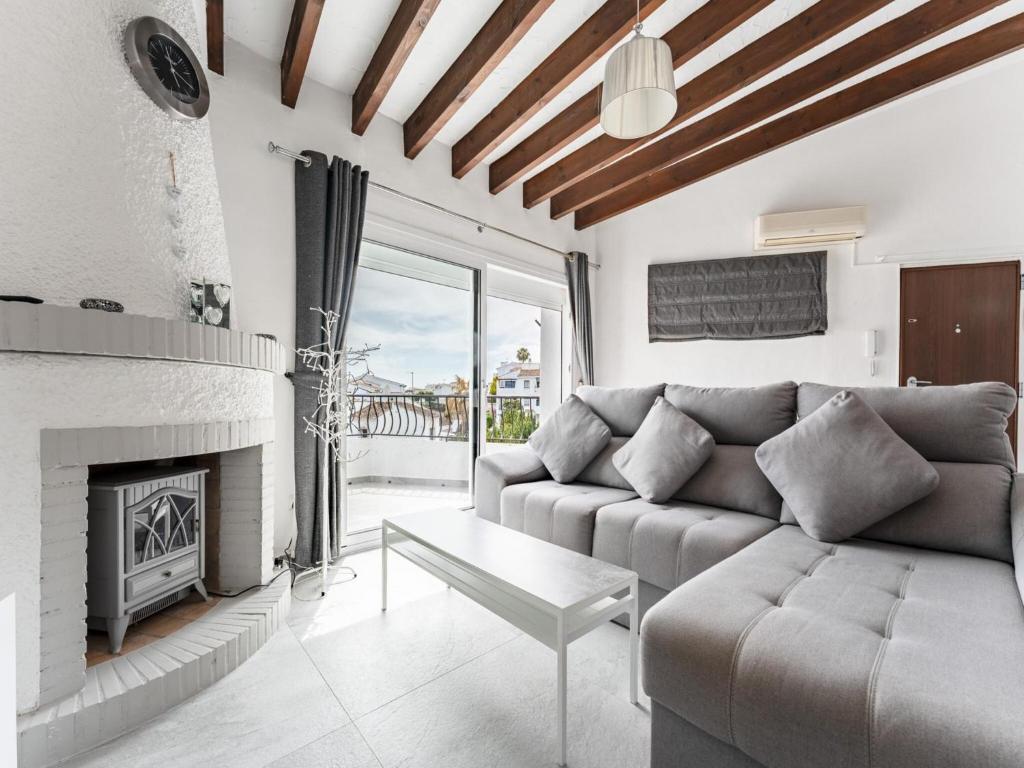 Lively apartment in Mijas with private balcony - 1