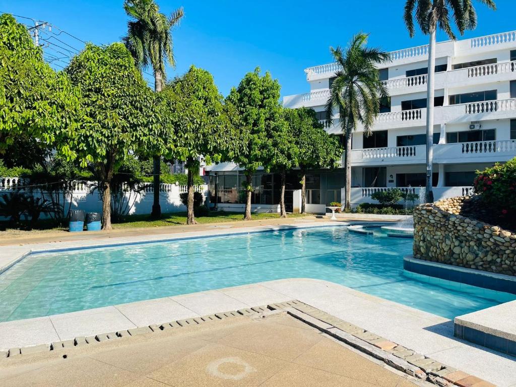 Amplio Apartamento Premium de 3 Hab - Vista a la Piscina - Tiziano Resort - 3