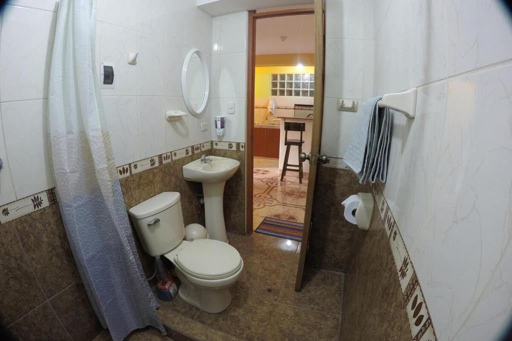 Cozy & Centric Apartment in great location! - 4