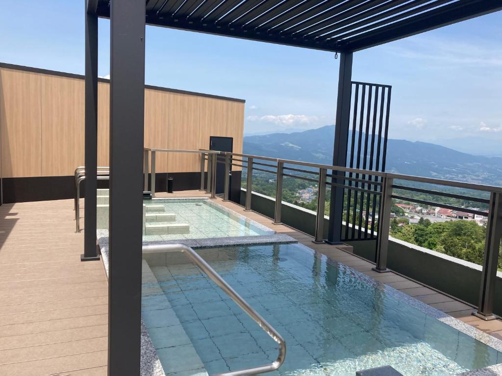 Hot spring bath