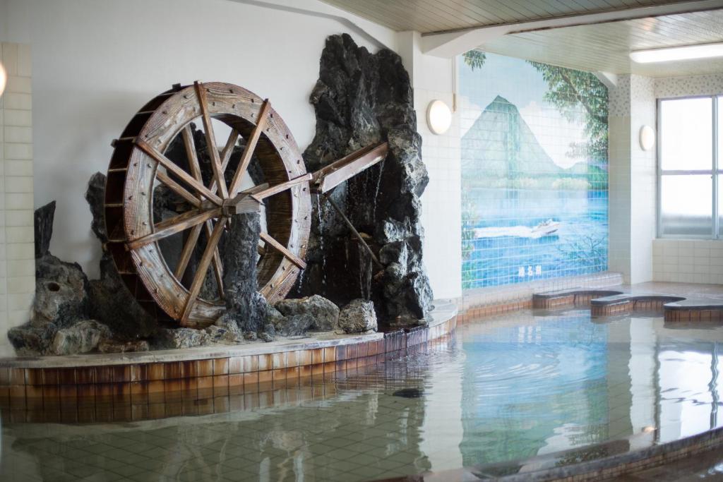 Hot spring bath