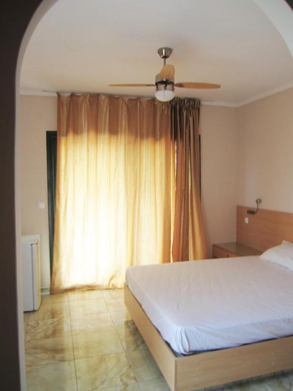 Beach near Santa Xenia