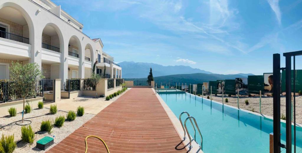 Centrale Contemporary Apartment With Direct Pool Access - 4