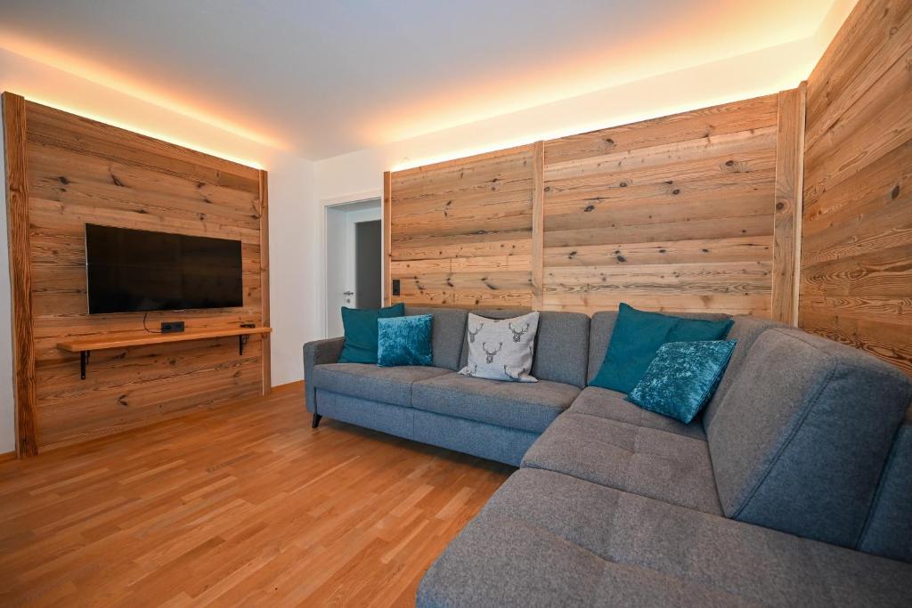 Domizil THIRTEEN with Sauna and Glacier View by All in One Apartments - 3