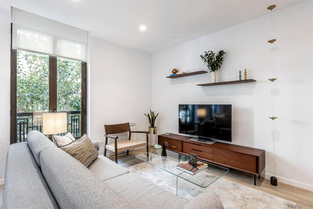 NUEVO Apartamento Premium en zona Ibiza - 2