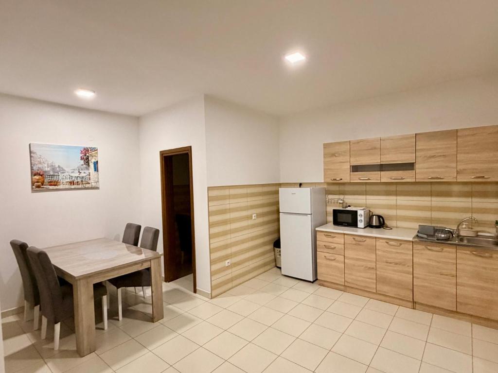 M apartment 3 - 3