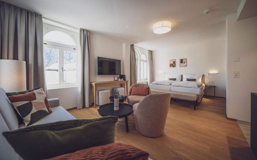Hotel Joseph's House by Mountain Hotels - 1