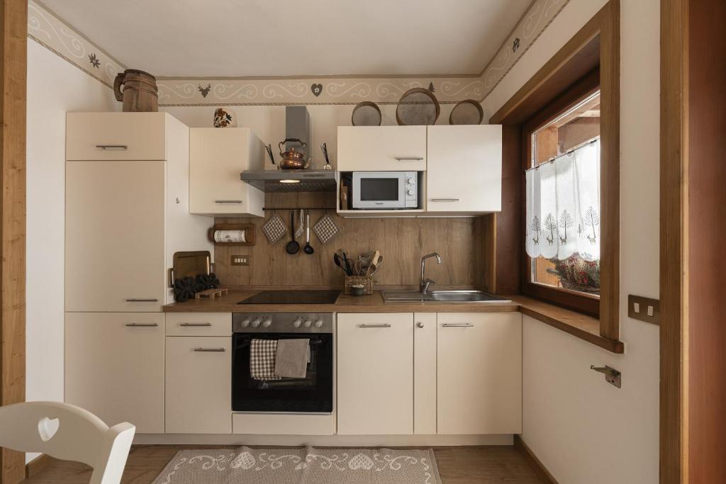 Casa Col 2, near ski slopes in Cortina d Ampezzo - 2