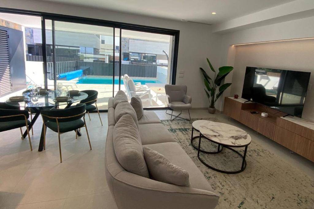 LUXURY VILLA ALMENDRO 2 SANTA ROSALIA RESORT by PREMIUM SPAIN PROPERTIES - 5