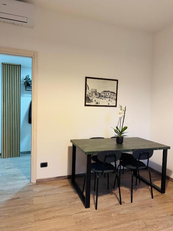 Corner House Milano - 1