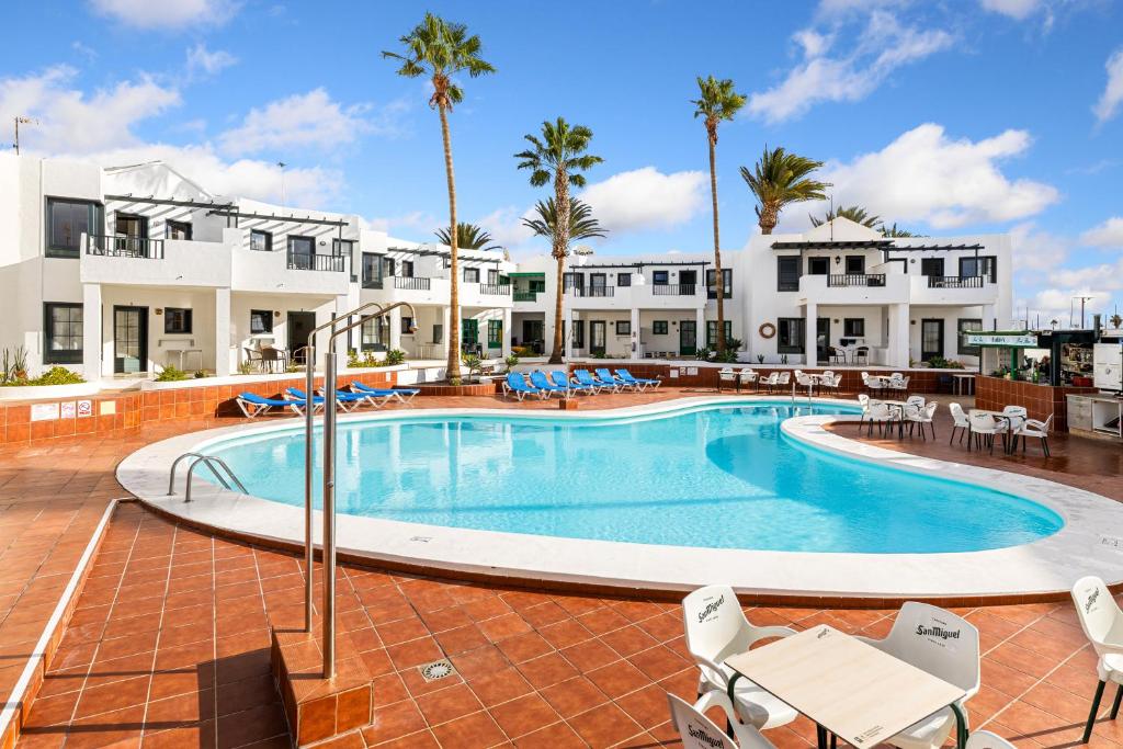 Apartamentos Luz Y Mar - 1
