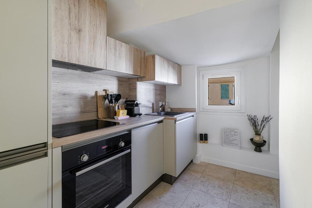 Charming Ultra Central 1 Bdr - 5