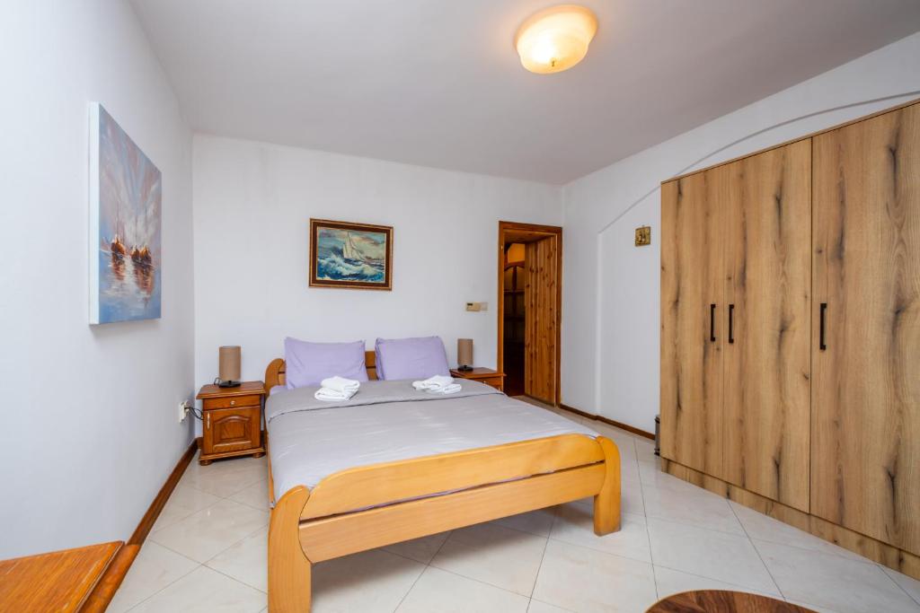 Tara Rooms In The Heart Of Old Town Kotor - 3