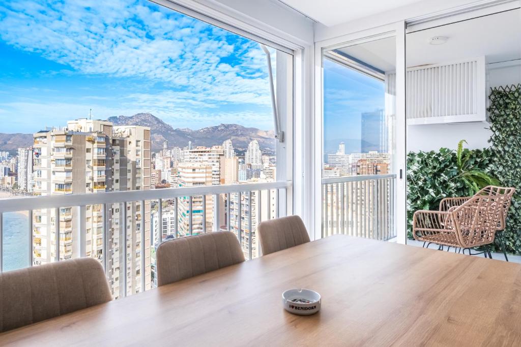 Halcon Deluxe 17-C Apartment Levante Beach - 4