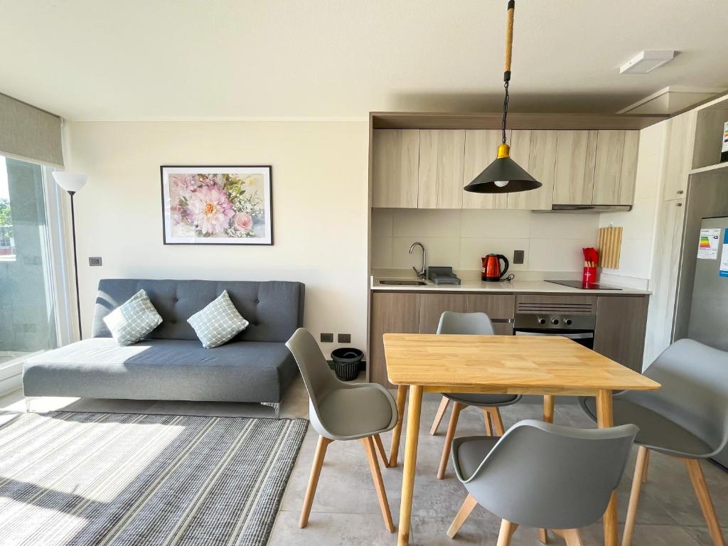 Gran ubicación en Ñuñoa con gimnasio, Lavandería, TV - 2