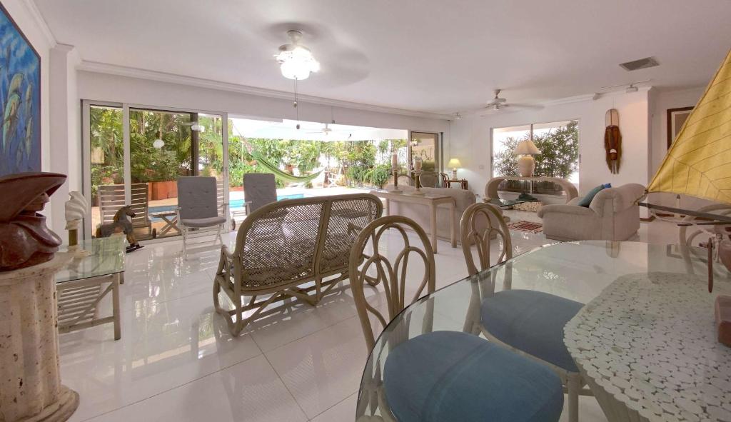 Great Apartment With Private Pool - 5