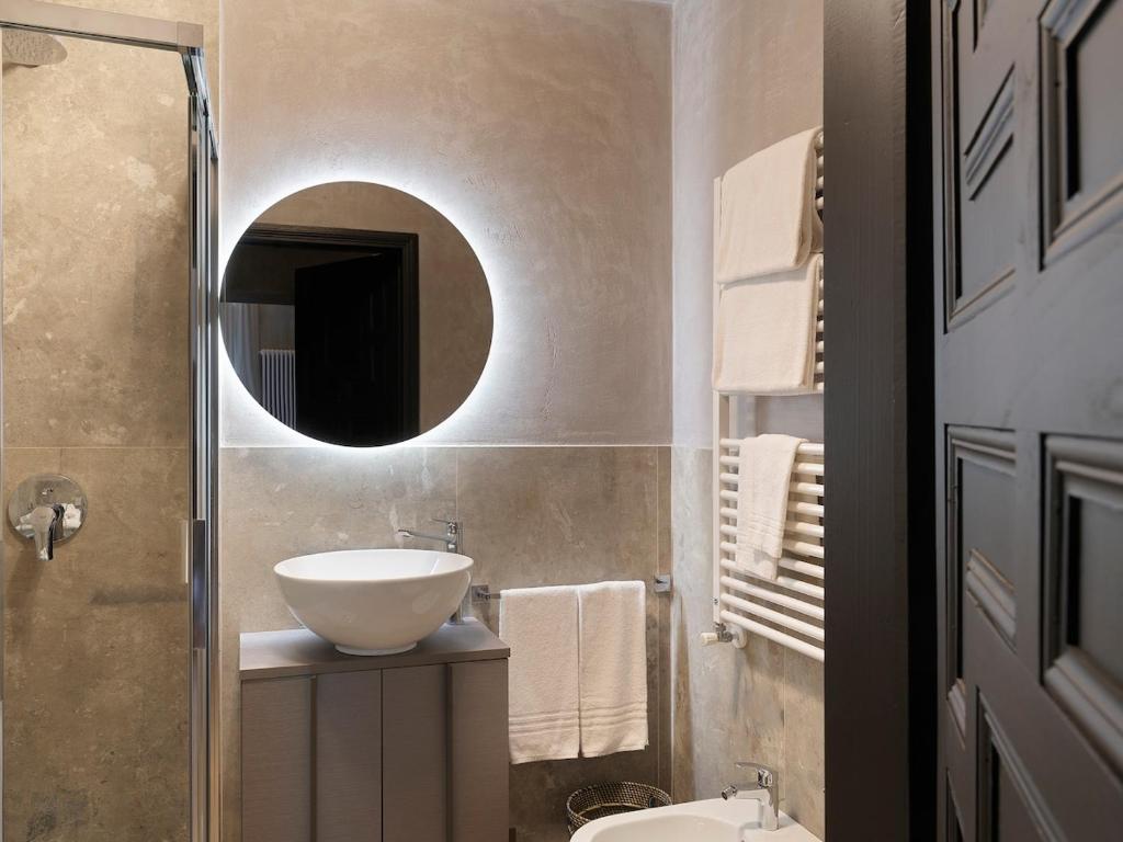 castelpoggio luxury apartment - 5