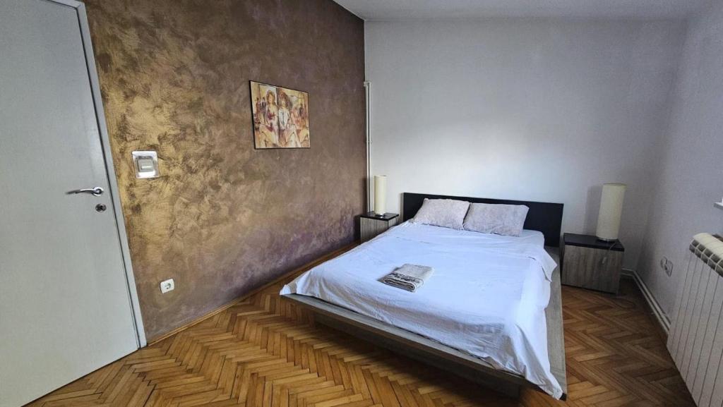 City center apartment - 2