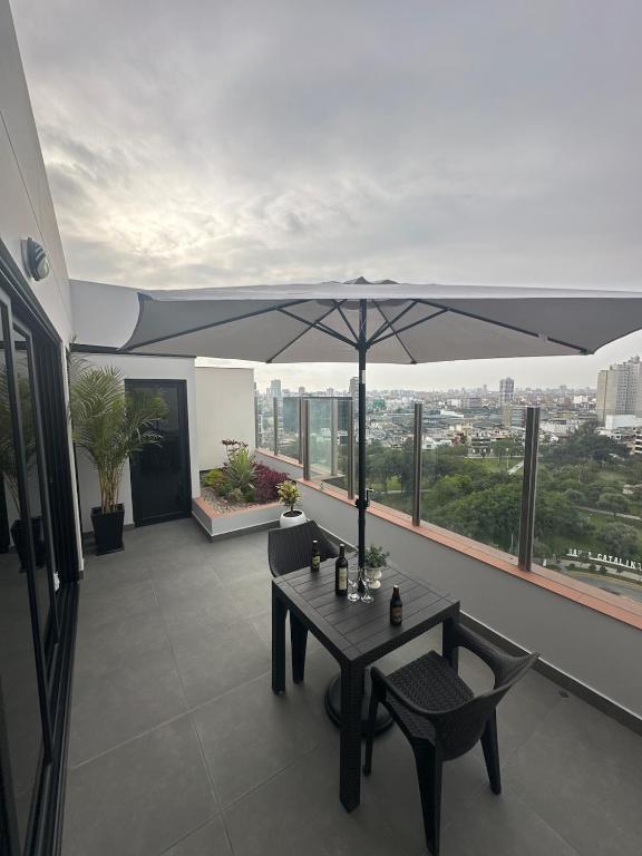 Luxury Duplex on the 15th Floor with Terrace - 1