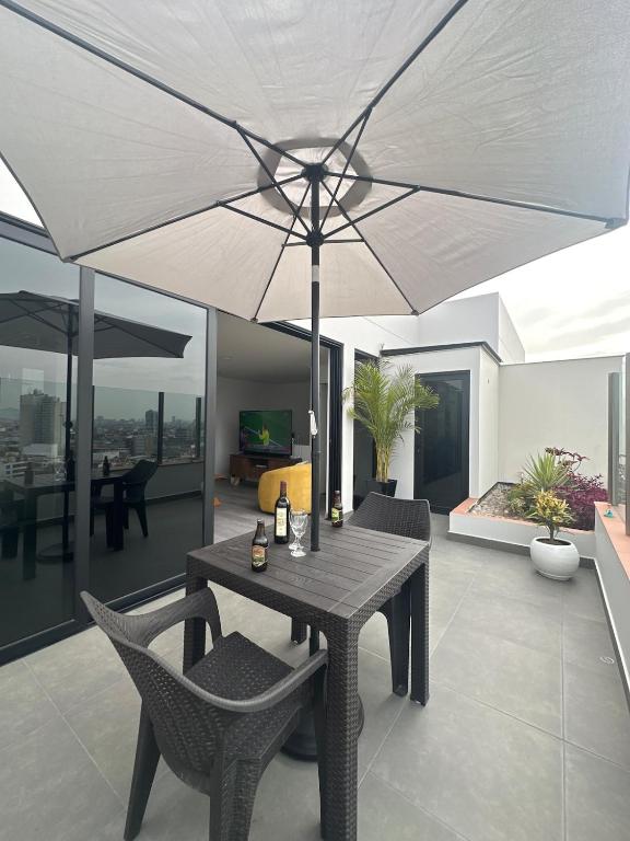 Luxury Duplex on the 15th Floor with Terrace - 2