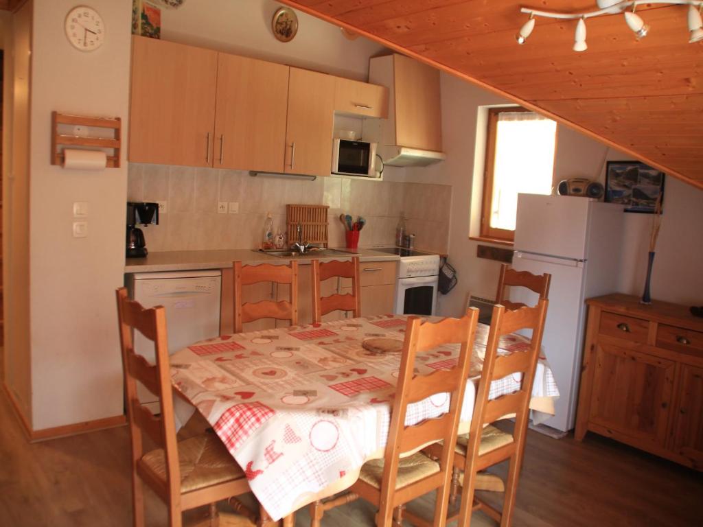 Duplex in Châtel near Portes du Soleil Gondola - 2