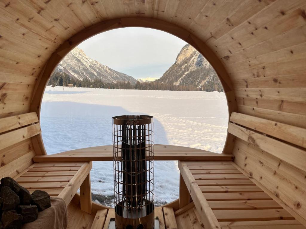 Chalet Leutasch with Ski Trail & Mountain Views - 3