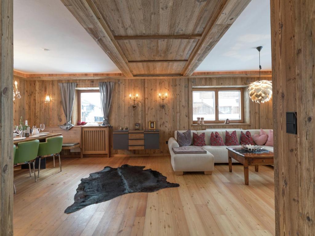 Chalet in Ellmau near Ski Lift - 5