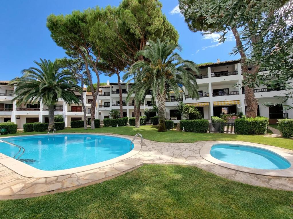 Apartamento con terraza y piscina a 300m de la playa - HISP-236-182 - 5