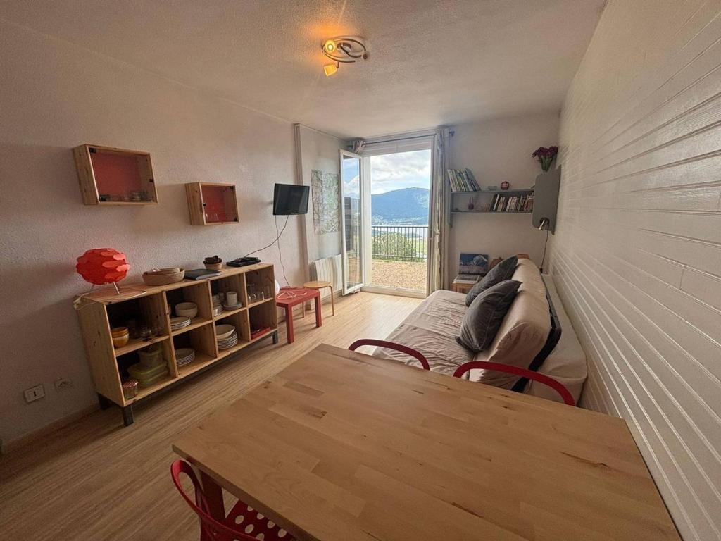 Appartement confortable avec terrasse au rez-de-chaussée - 1