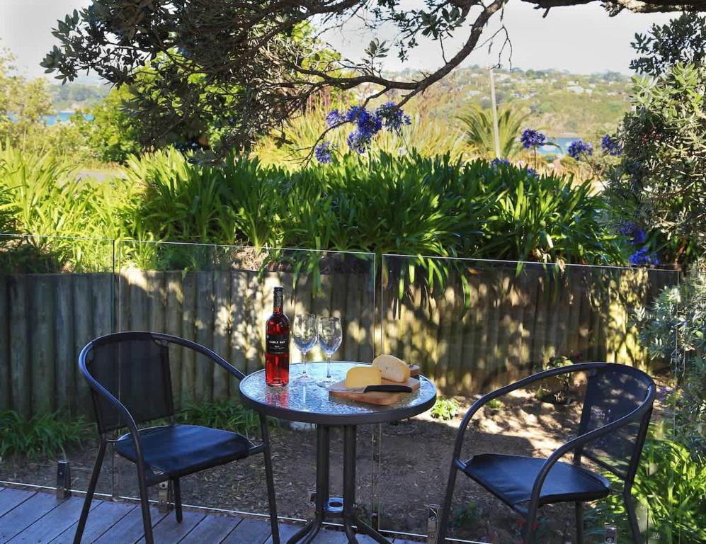 Tutiri in Oneroa - Stay Waiheke