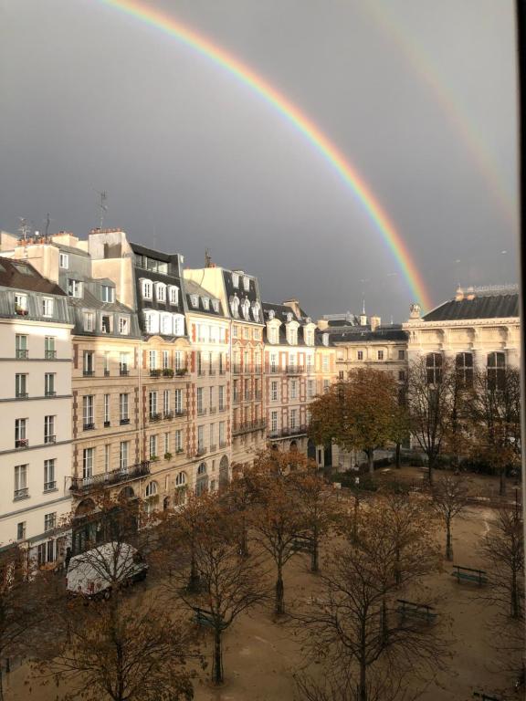 Place Dauphine - 5